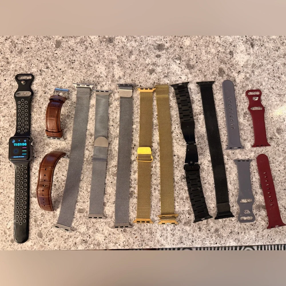 Apple Watch Series 3, 38mm with 11 Bands - Picture 3 of 4